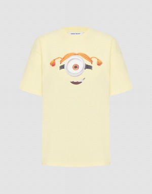 Camiseta Urban Revivo Minions Mujer Amarillos | ONQ4074EW