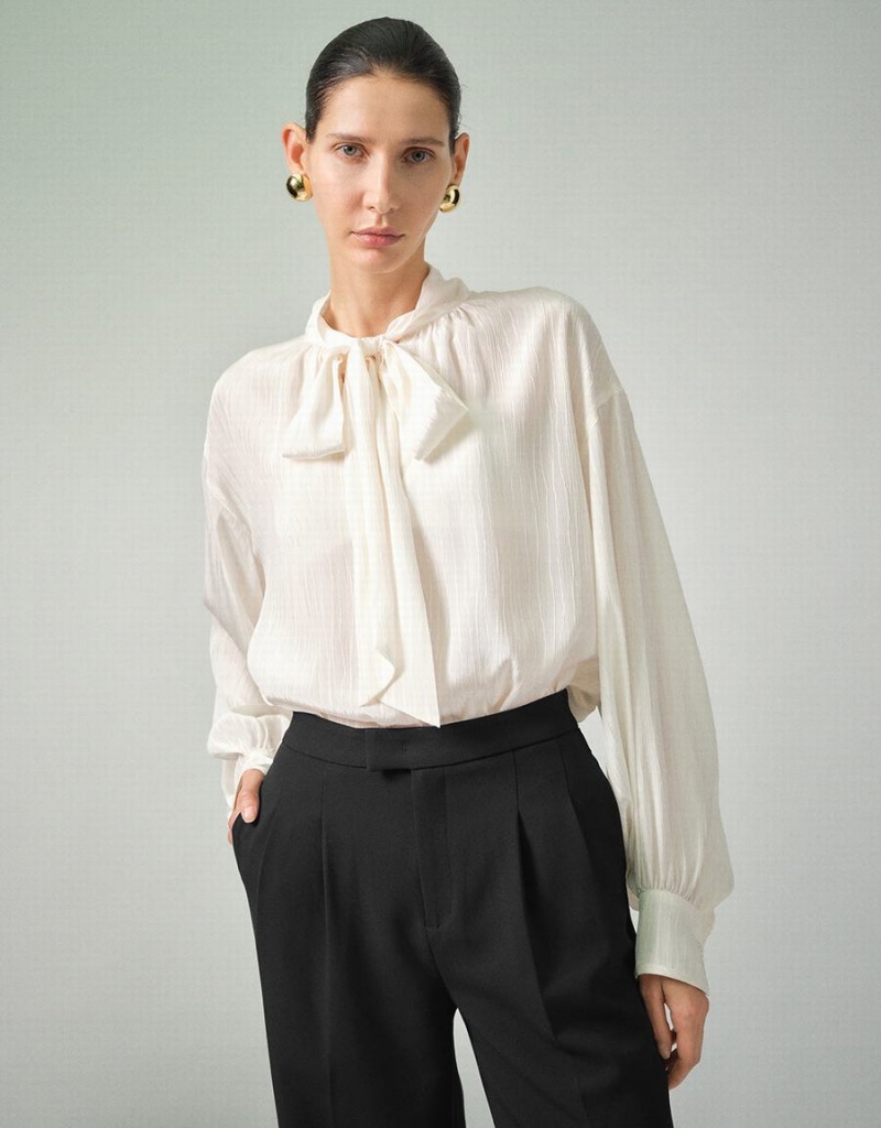 Blusa Urban Revivo Bow Neck Overhead With Tie Mujer Blancos | YEZ3081RO