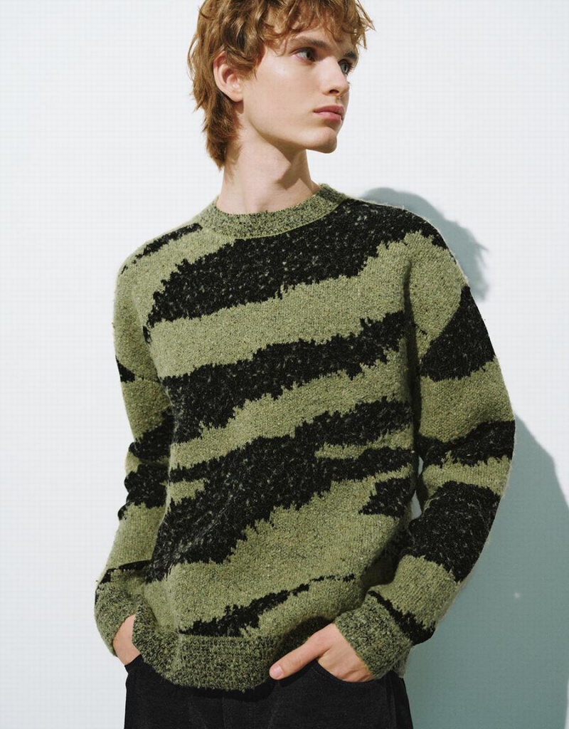 Cárdigan Urban Revivo Zebra Printed Crew Neck De Punto Hombre Verdes | TDH357SJ