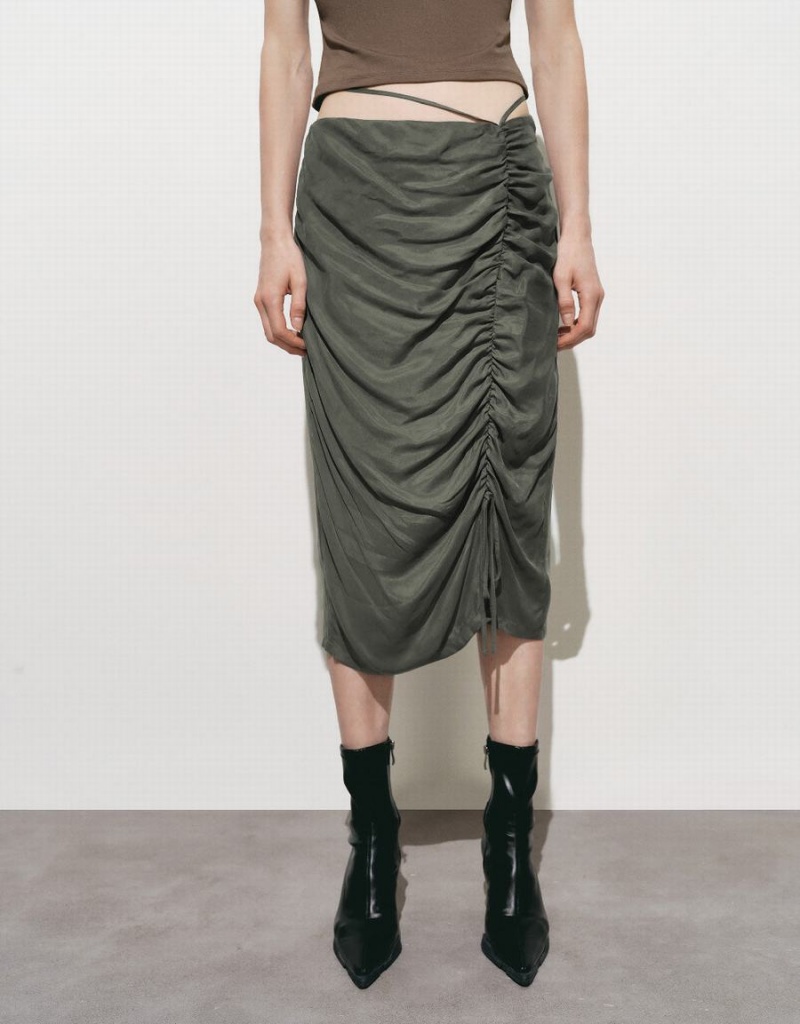 Falda Urban Revivo Ruched Midi Directo Mujer Verdes | WVZ2244SA