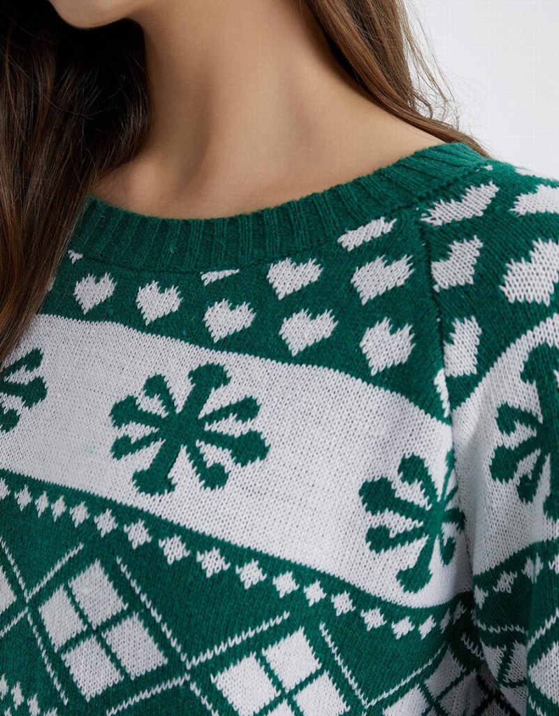 Suéteres Urban Revivo Christmas Snowflake Crew Neck Holiday Mujer Verdes Oscuro | EMA220QF