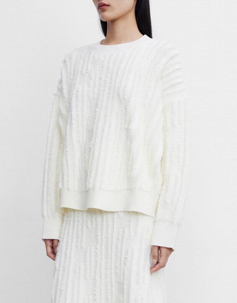 Suéteres Urban Revivo Fuzzy Crew Neck Mujer Blancos | OIS4922WY