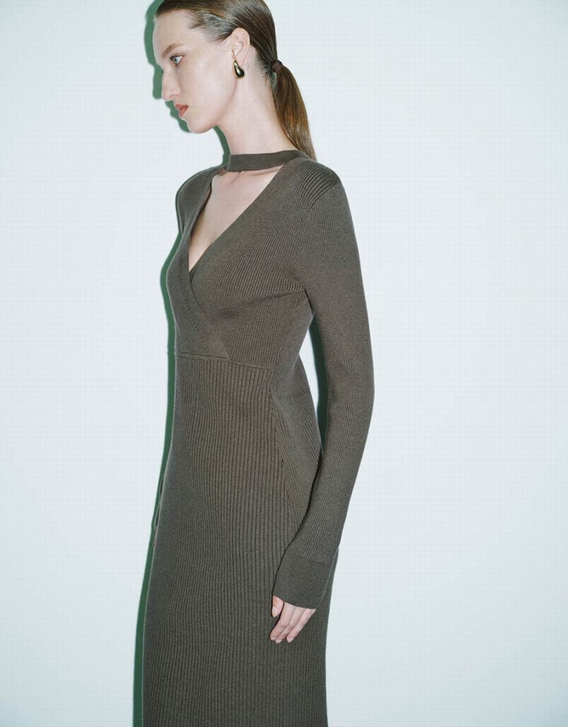 Vestido Urban Revivo Split Hem Flaco De Punto Directo Mujer Verdes | QFD2255CS